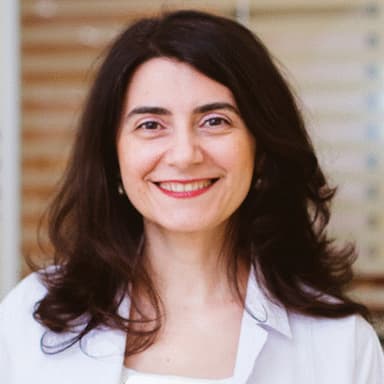 Dr. med.univ. Alina  Sturdza